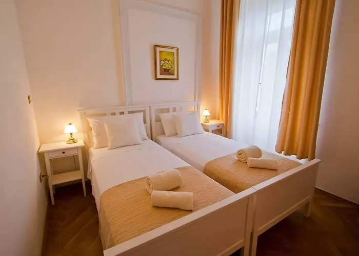 Golden Rooms Bed & Breakfast Trieste